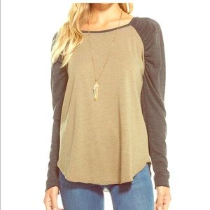 NWOT Chaser Raglan shirred color block army & gray
